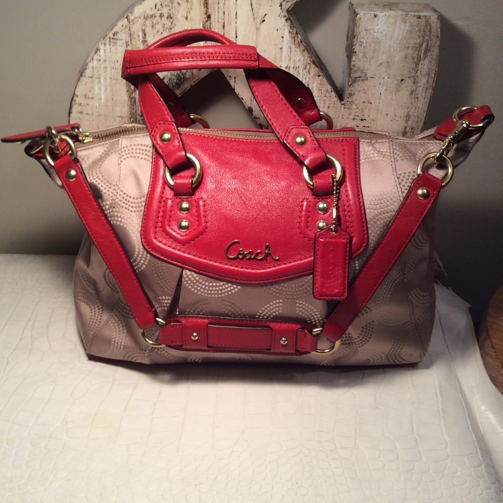 Coach Ashley dotted satchel - Picture 1 of 6